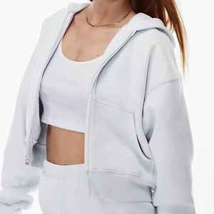 Aritzia Tna Cozy Fleece Boyfriend Boxy Zip Hoodie